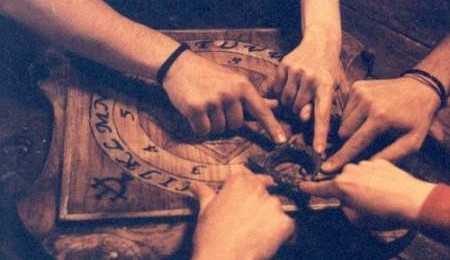 El Peligro de la Tabla de Ouija